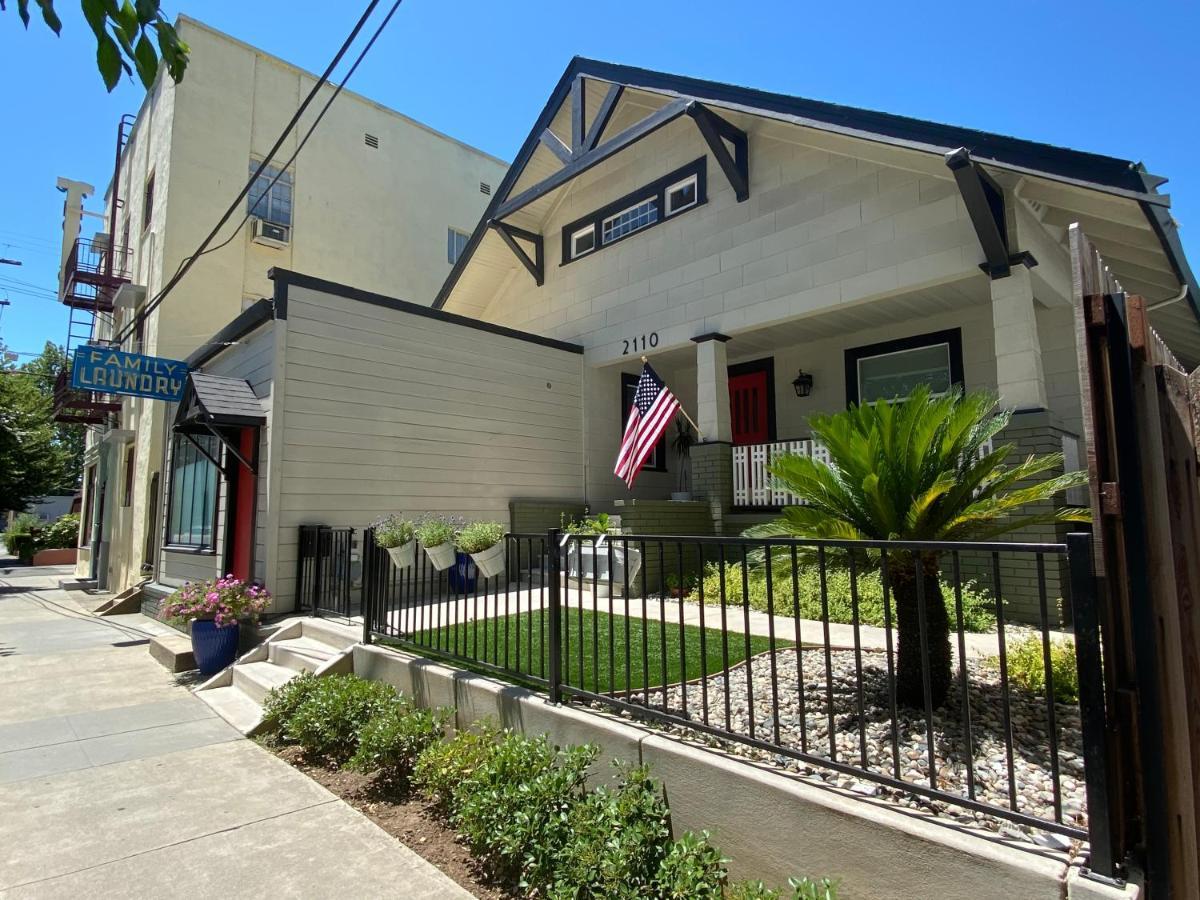 Family Laundry & Spa Sacramento Exteriör bild
